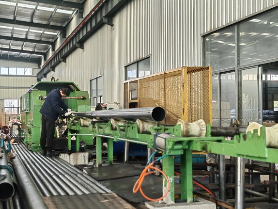 A nova linha de produção de rolagem a frio foi instalada ...